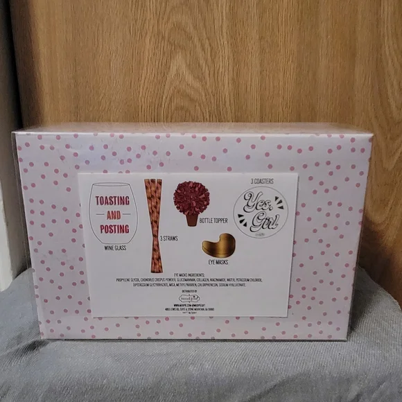 Mud Pie Pink and Gold Wine Glass Set - Picture 2 of 2